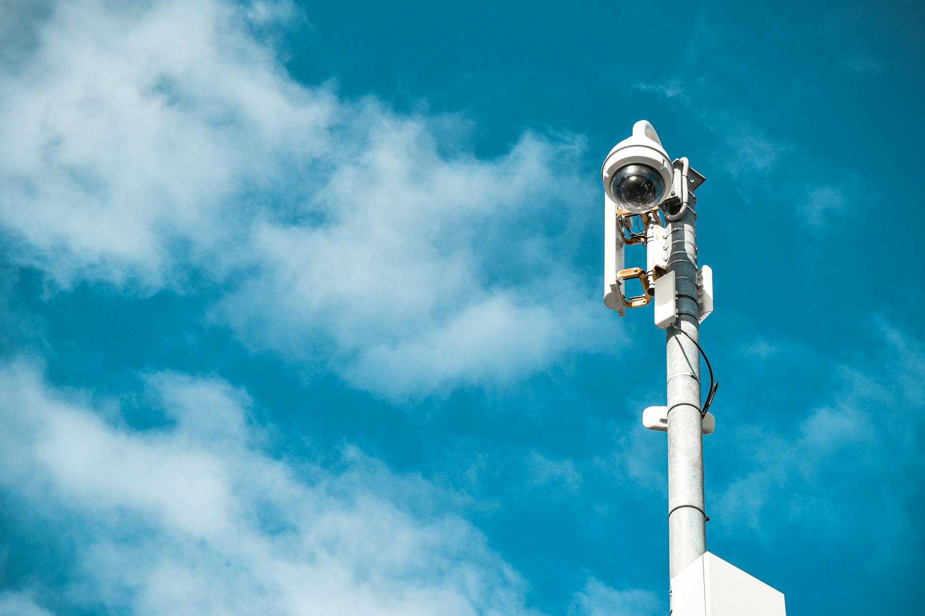 Προχωρημένες Τεχνικές Cloud για Υποδομές AI